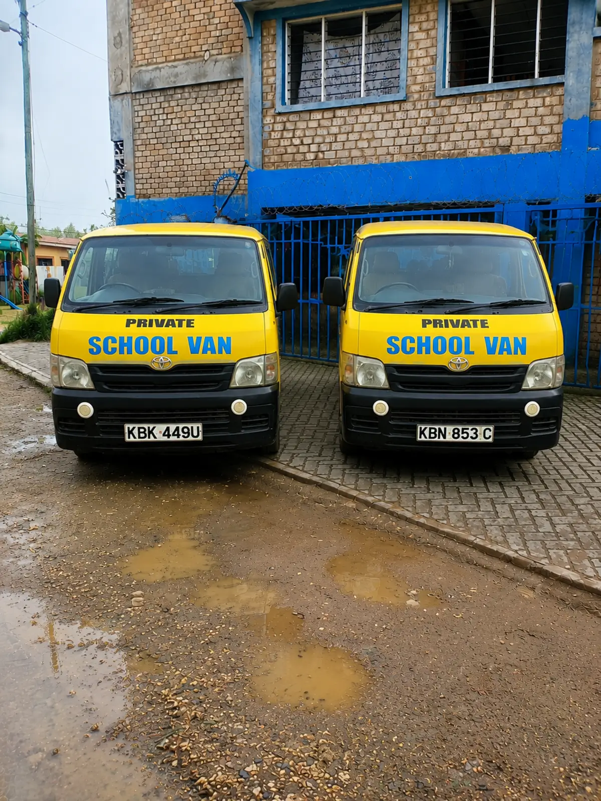 Distar School transport van